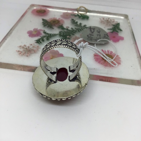 Large Ruby Ring - Picture 15 of 16